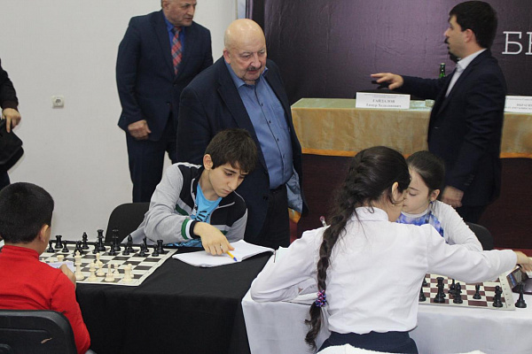 Гаджимет Сафаралиев: Шахматы – это лучшая гимнастика ума для детей